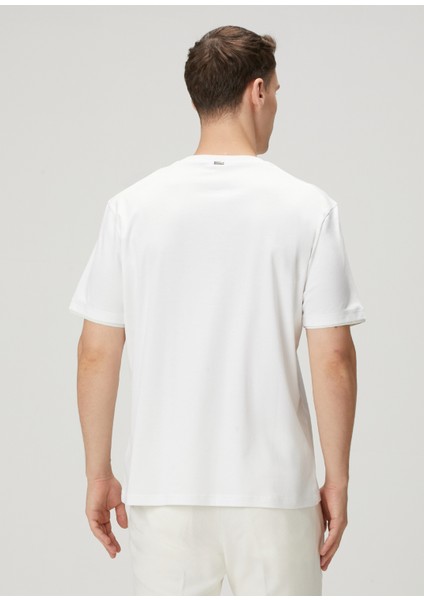 Beyaz T-Shirt fırsatları