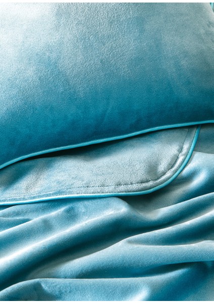 Kadife Cam Göbeği Yatak Örtüsü modelleri