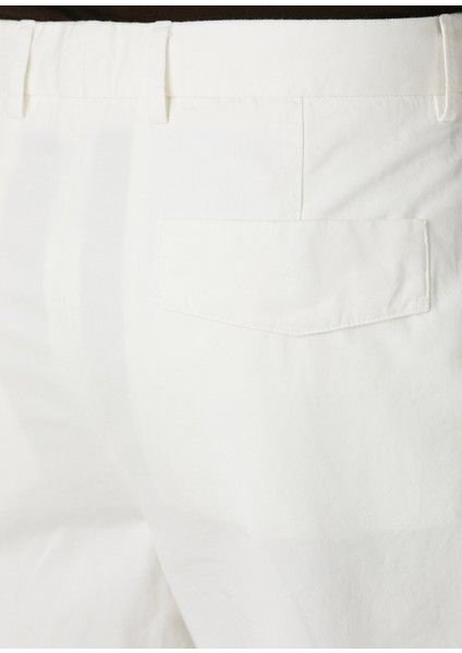 Beyaz Bermuda indirimleri