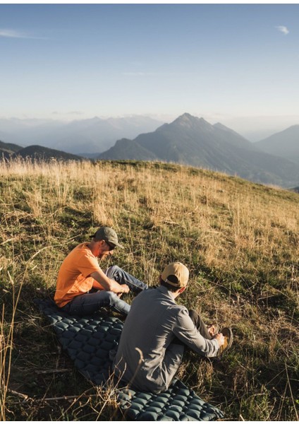 LFS6364 8604 Altiplano Air Antrasit Kamp Matı fırsatları