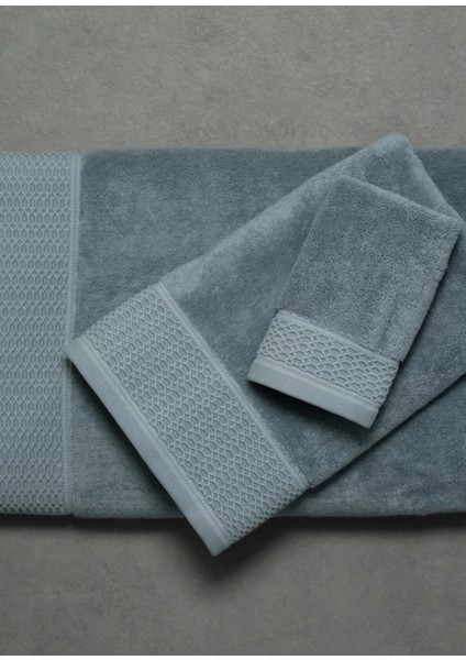 Poppy Mavi Pamuklu Banyo Havlusu 90 x 150 cm fırsatları