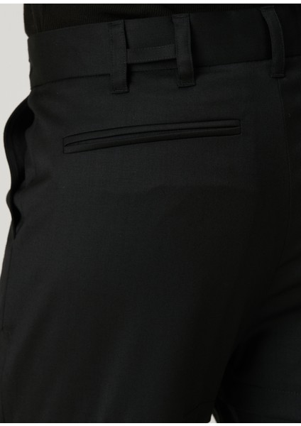 Siyah Pantolon indirimleri