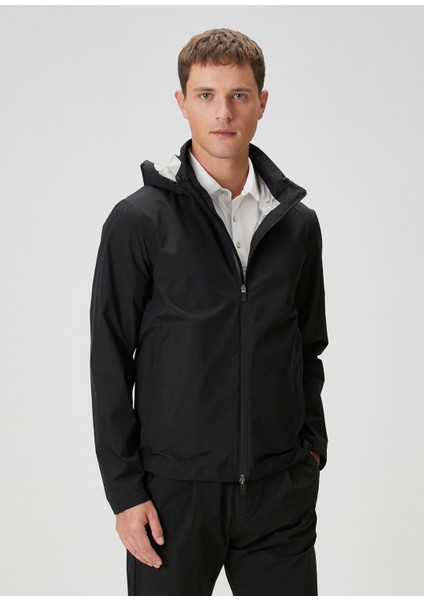 Siyah Kapüşonlu Mont
