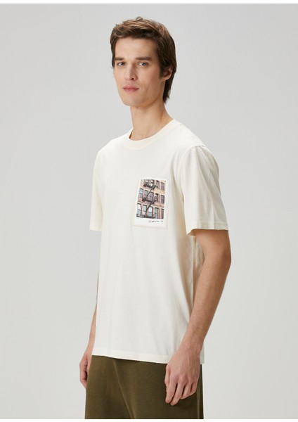 Postcard Beyaz Baskılı T-Shirt modelleri