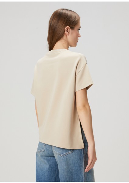 Bej T-Shirt fırsatları