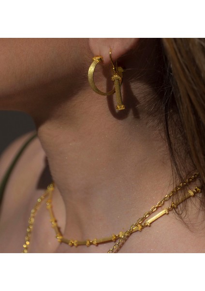 Ionic 925 Ayar Gümüş Üzeri 22 Ayar Altın Kaplama Kadın Halka Küpe modelleri