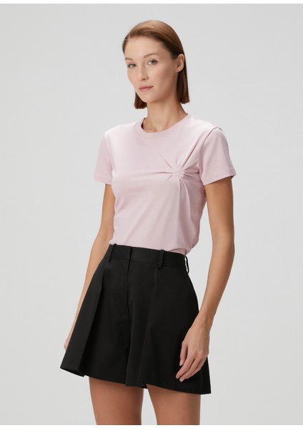 Pembe Logolu T-Shirt