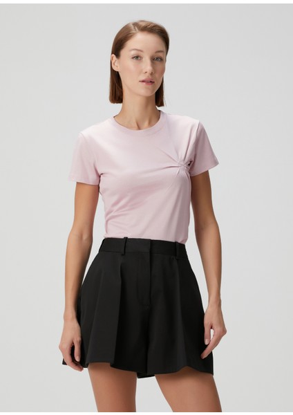 Pembe Logolu T-Shirt modelleri