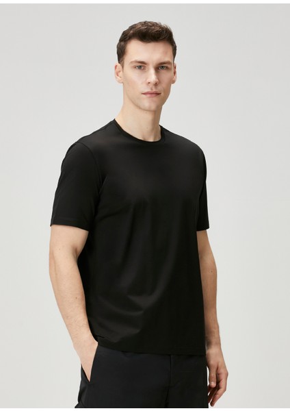 Siyah Basic T-Shirt modelleri