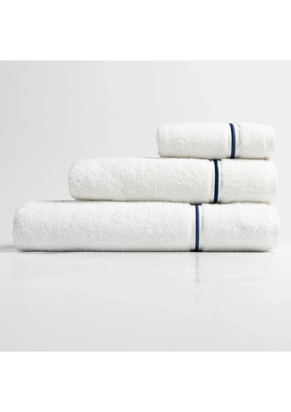 Petunia Pima Beyaz Lacivert Pamuklu Banyo Havlusu 90 x 150 cm indirimleri