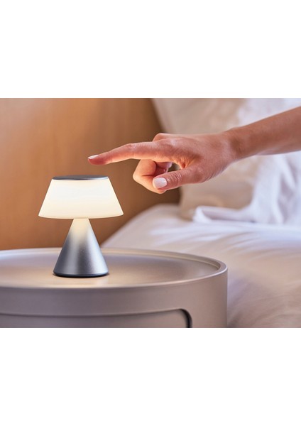 Luma Orta Boy Gri LED Masa Lambası fiyatları