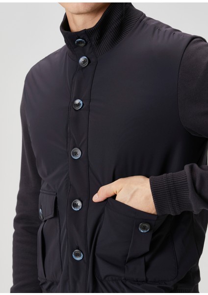 Lacivert Mont indirimleri