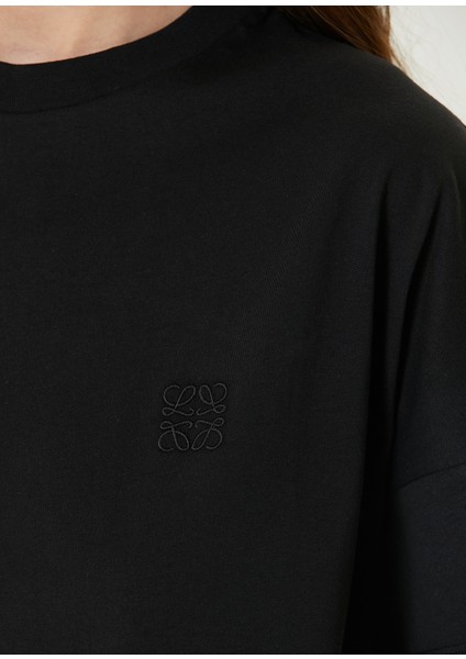 Siyah Logolu T-Shirt fırsatları