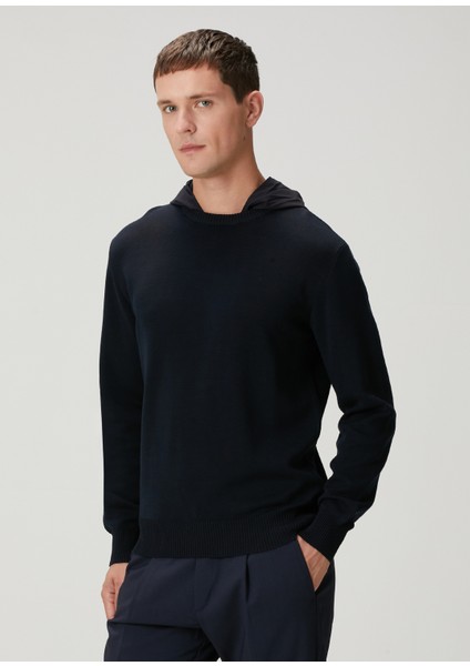 Lacivert Kapüşonlu Kazak modelleri