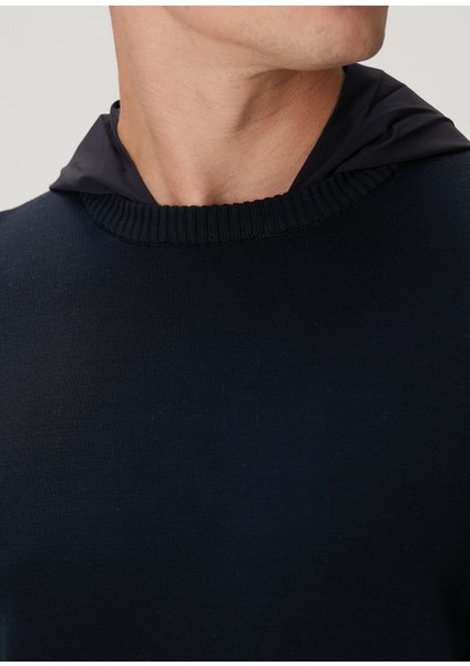 Lacivert Kapüşonlu Kazak indirimleri