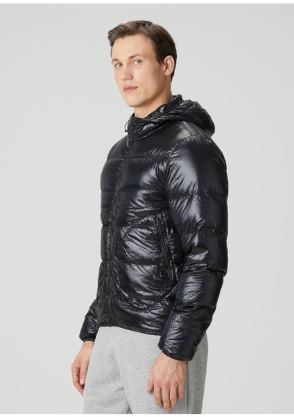 Siyah Kapüşonlu Puff Mont modelleri