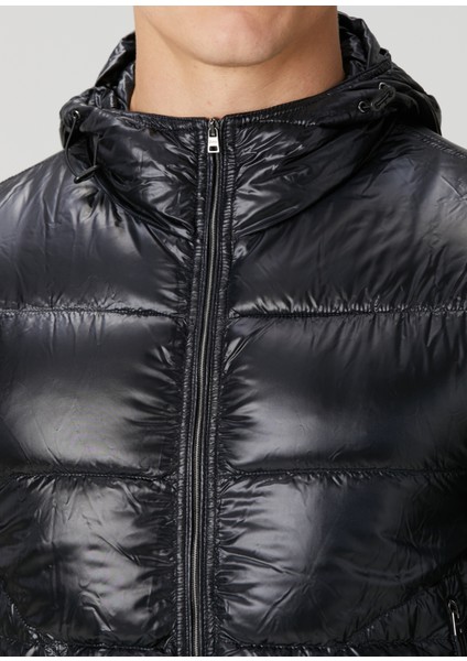 Siyah Kapüşonlu Puff Mont indirimleri