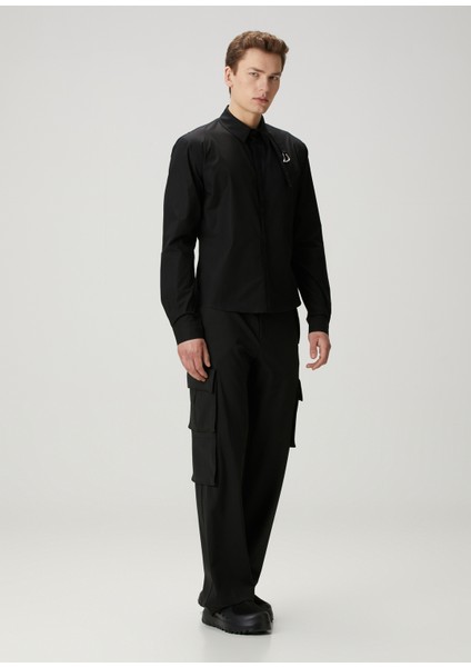 Siyah Aksesuar Detaylı Gömlek fiyatları