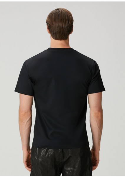 Siyah Kontrast Baskılı T-Shirt fırsatları