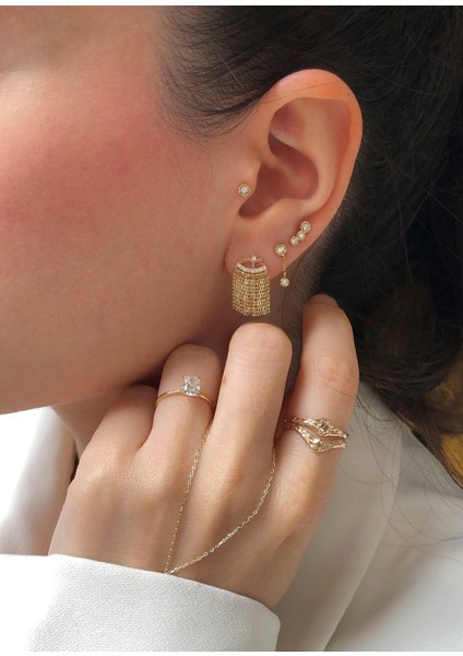 Santa Trio Pırlanta Taşlı 14 Ayar Altın Kadın Tek Küpe modelleri