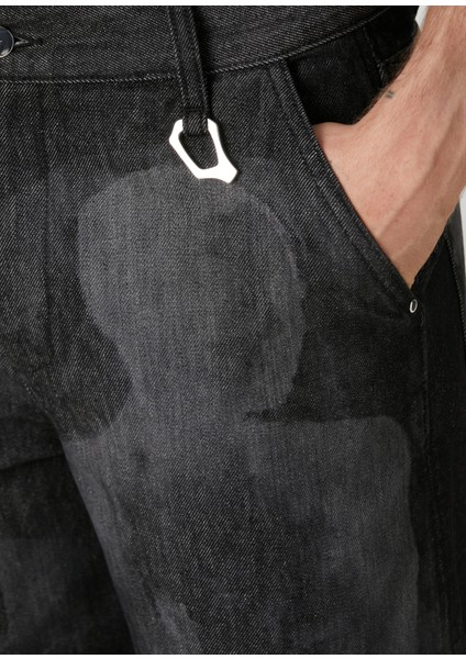 Siyah Figür Desenli Jean Pantolon fırsatları