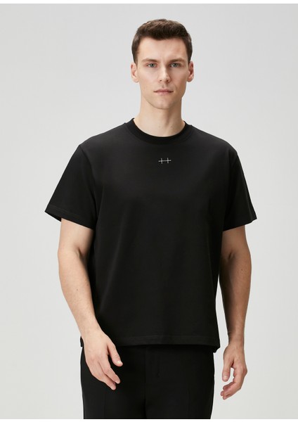 Axiom Siyah Logo Detaylı T-Shirt