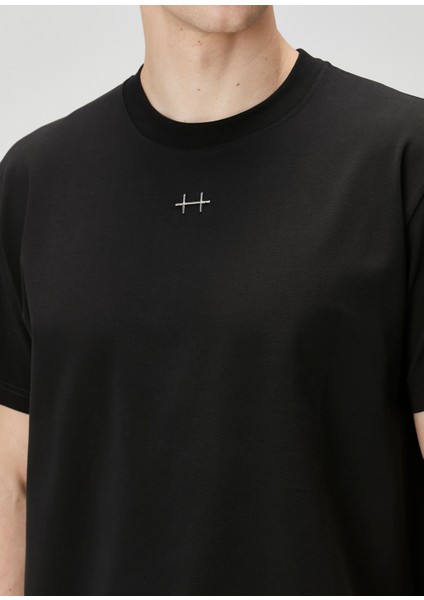 Axiom Siyah Logo Detaylı T-Shirt indirimleri