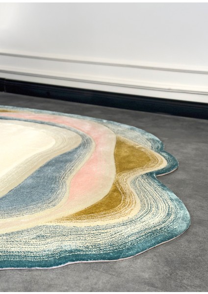 Çok Renkli Desenli Yün Halı fiyatları