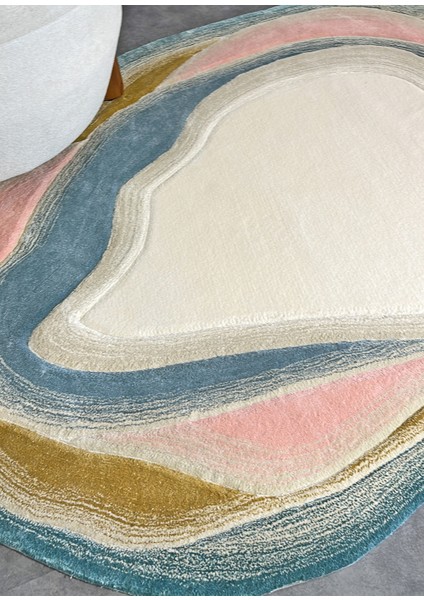 Çok Renkli Desenli Yün Halı modelleri