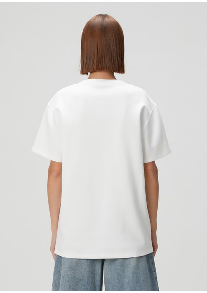 Beyaz Baskılı T-Shirt fırsatları