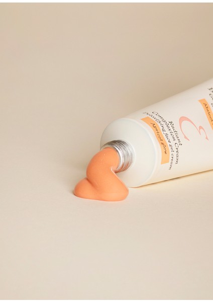 Radiant Complexion Cream Apricot Glow Aydınlatıcı Gündüz Kremi 30 ml fiyatları