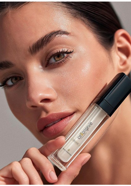 Ceramide True Hydration Yaşlanma Karşıtı Yüz Serumu 30 ml fırsatları