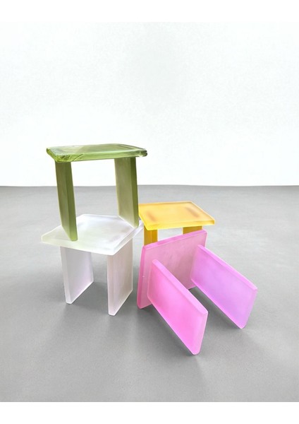 Tt Sarı Cam Yan Sehpa indirimleri