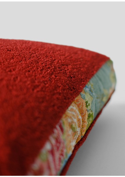 Red Serenade Façalı Kırmızı Dekoratif Kırlent 50 x 50 cm fırsatları