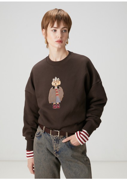 Kahverengi Köpek Nakışlı Sweatshirt modelleri