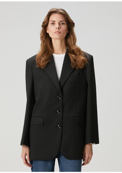 Sara Siyah Blazer