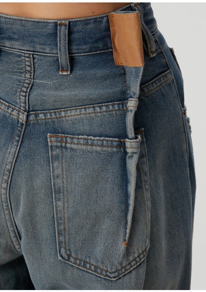 Mavi Yıpratmalı Jean Pantolon indirimleri