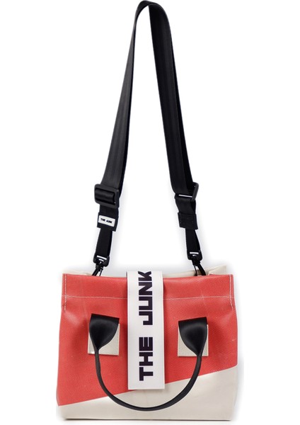 J-Mer 026 Ileri Dönüşüm Malzemeden Üretilmiş El Çantası