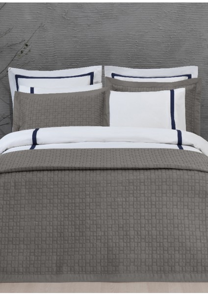 Kungling Organik Pamuk & Nakışlı Antrasit Çift Kişilik Yatak Örtüsü