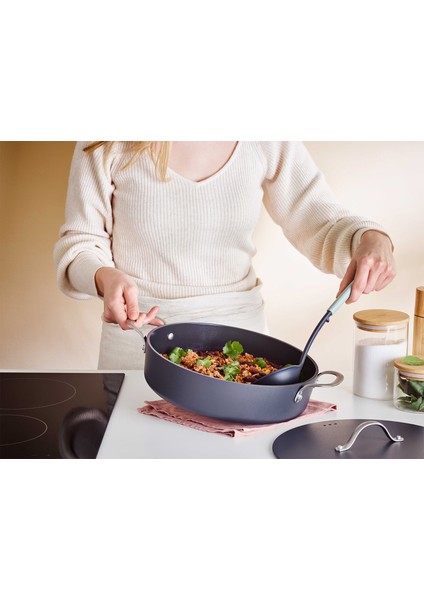 Zenn Recycled Siyah Çelik Sağlı Alüminyum Sığ Tencere 28 cm fırsatları