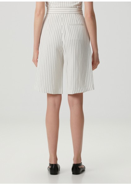 Piera Siyah Krem Şort fırsatları