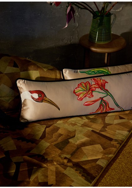 Soyut Geometrik Desenli Kahverengi Kadife Throw Dekoratif Koltuk Örtüsü 140 x 140 cm fırsatları