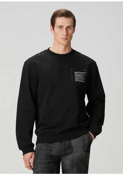 Siyah Kontrast Baskılı Sweatshirt