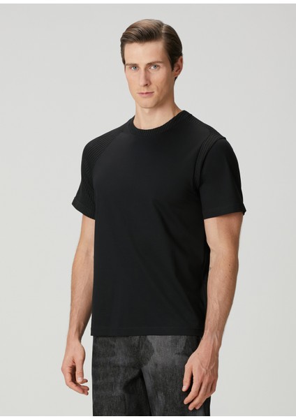 Siyah Rib Doku Detaylı T-Shirt modelleri