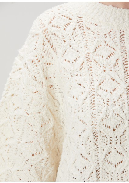 Antila Krem Bukle Dokulu Oversize Triko indirimleri