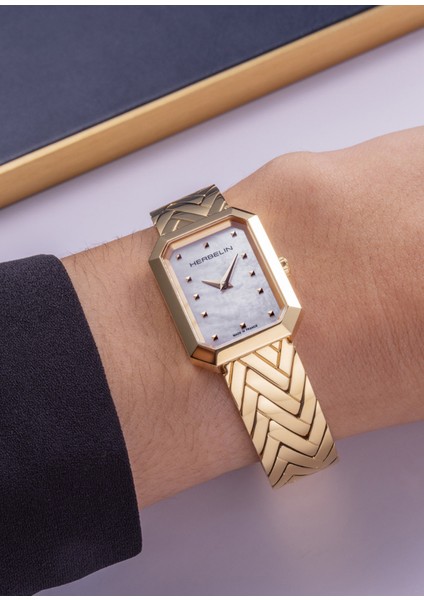 Octogone 17446BP19 Altın Sarısı Kadın Kol Saati fiyatları