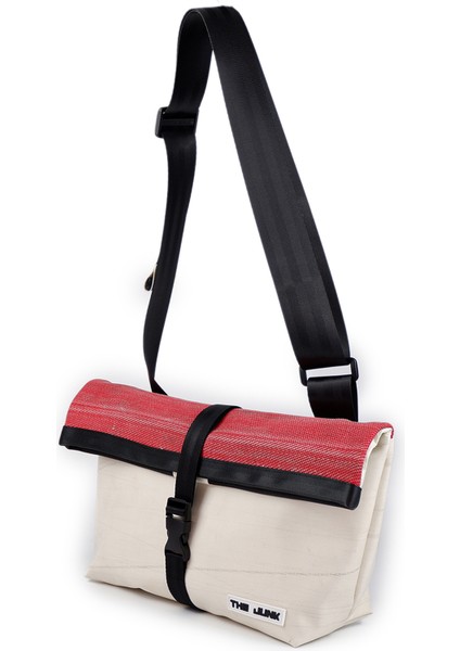 J-Messenger Fire 002 Ileri Dönüşüm Malzemelerden Üretilmiş Postacı Çantası modelleri