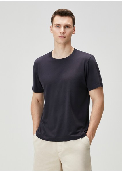 Regular Fit Lacivert Basic T-Shirt fiyatları