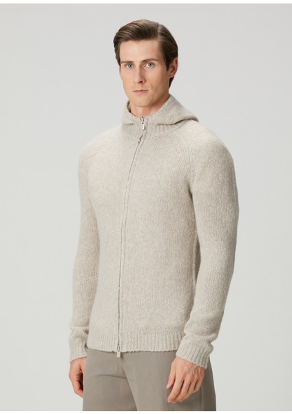 Bej Kapüşonlu Yün Triko Hırka