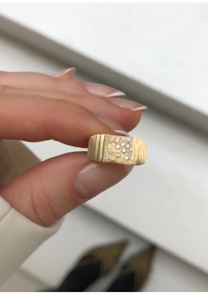 Art Pırlanta Taşlı 14 Ayar Altın Kadın Yüzük fiyatları